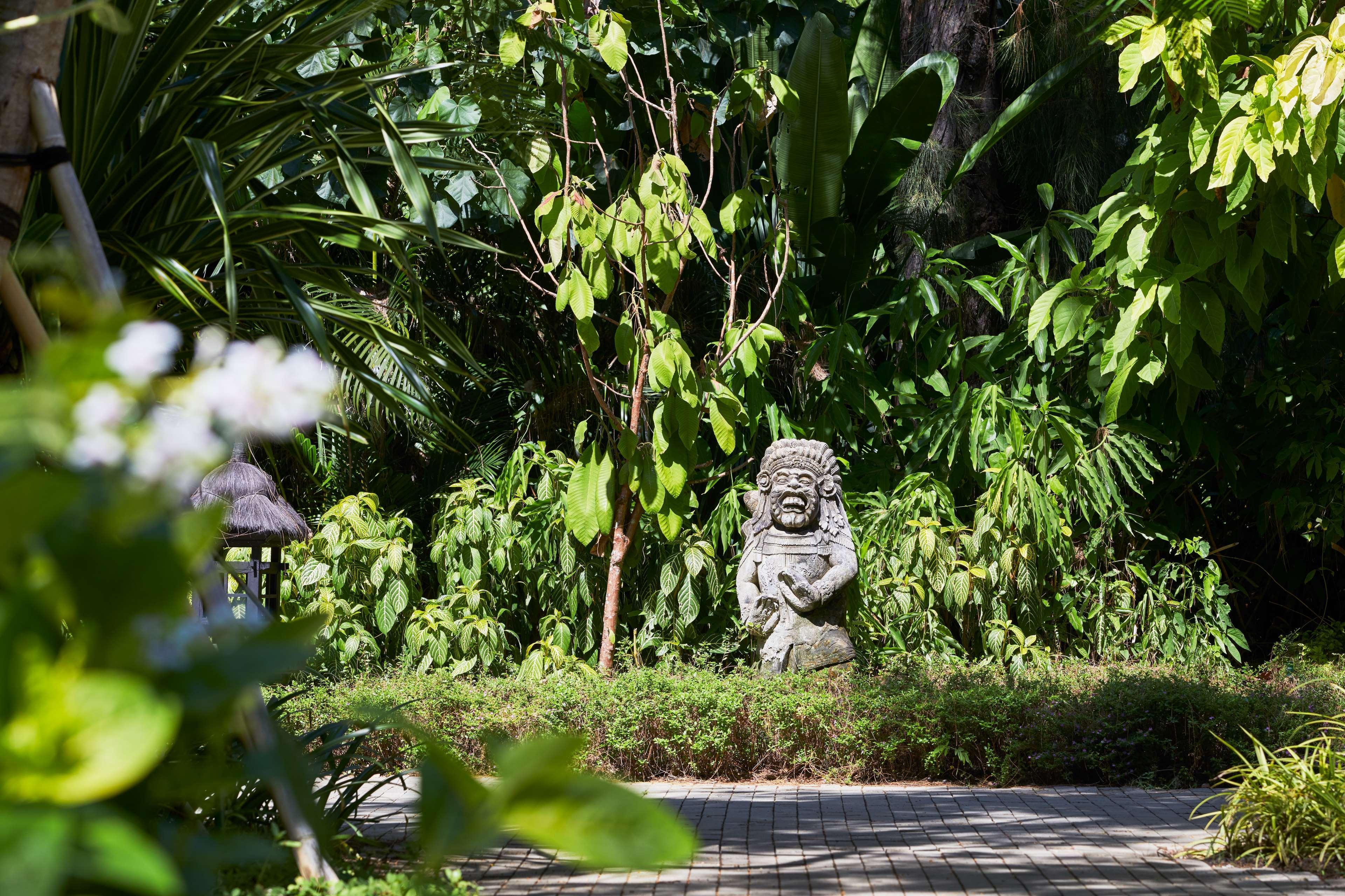 Отель Hyatt Regency Bali Санур Экстерьер фото
